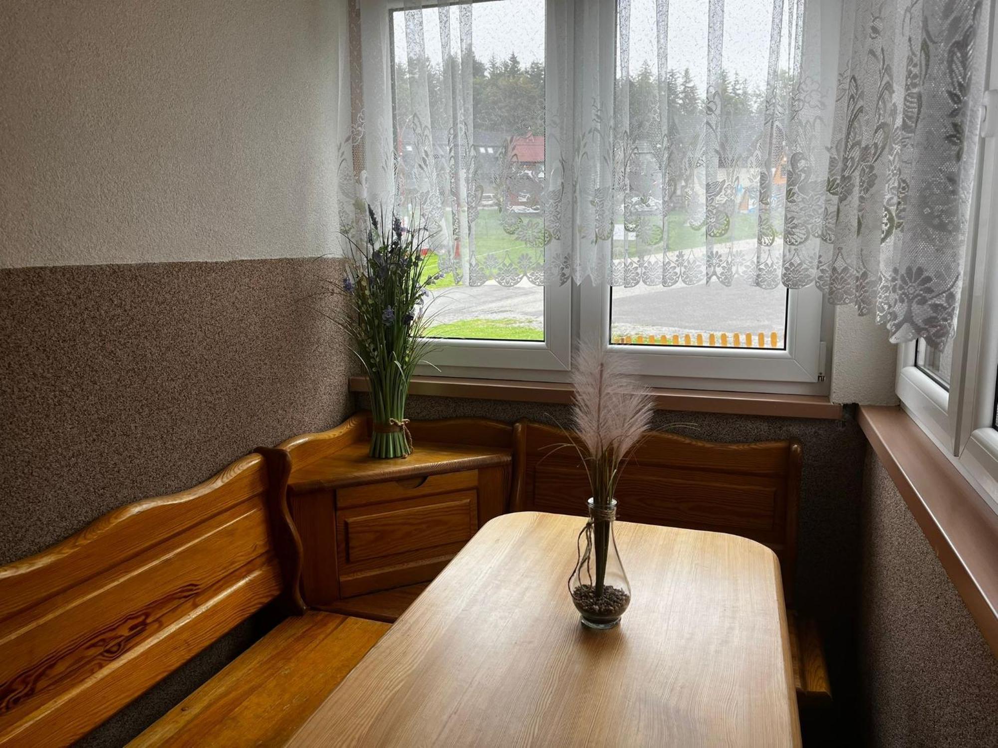 Pokoje Goscinne U Anieli Szczyrk Luaran gambar