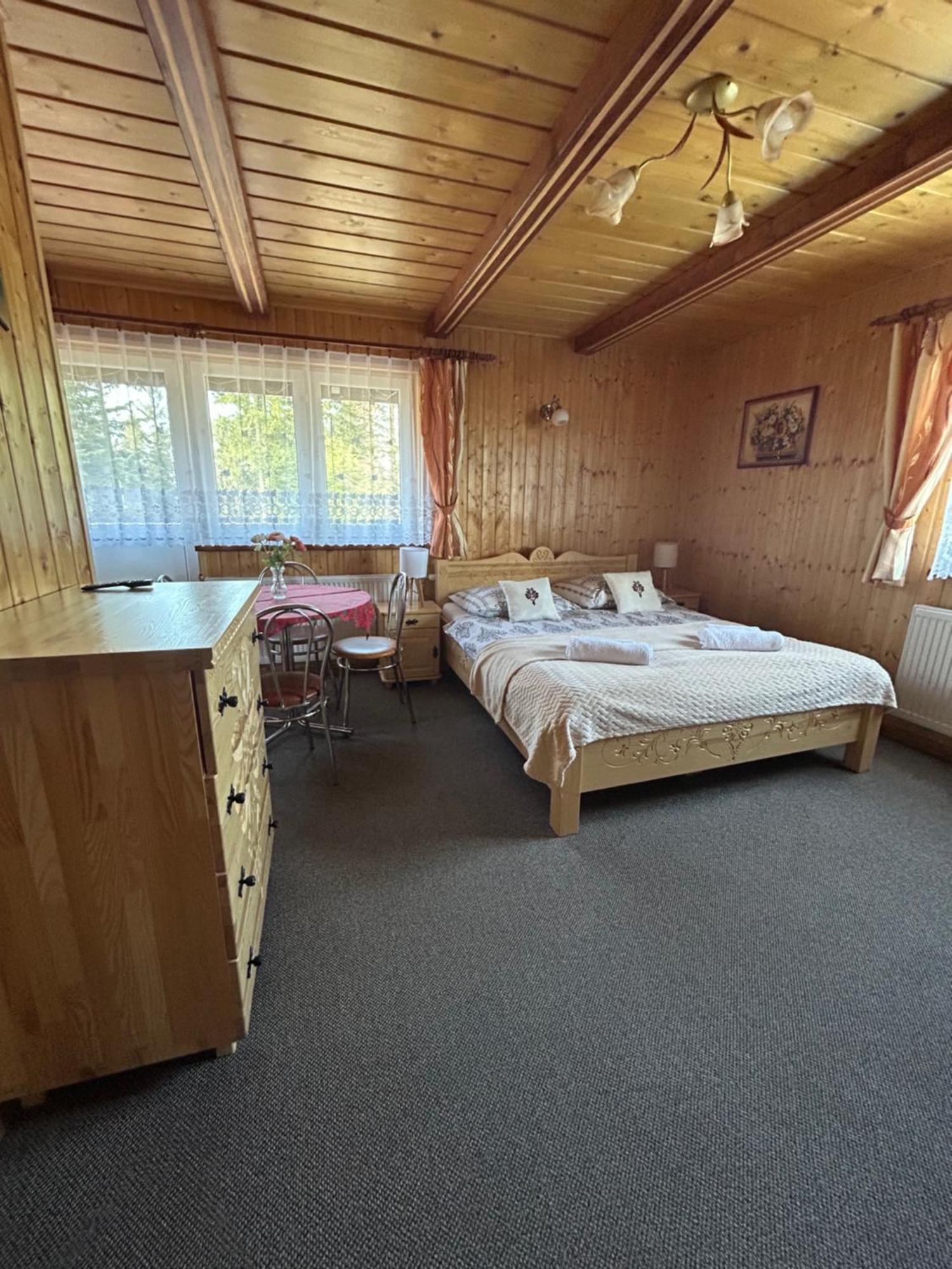 Pokoje Goscinne U Anieli Szczyrk Luaran gambar